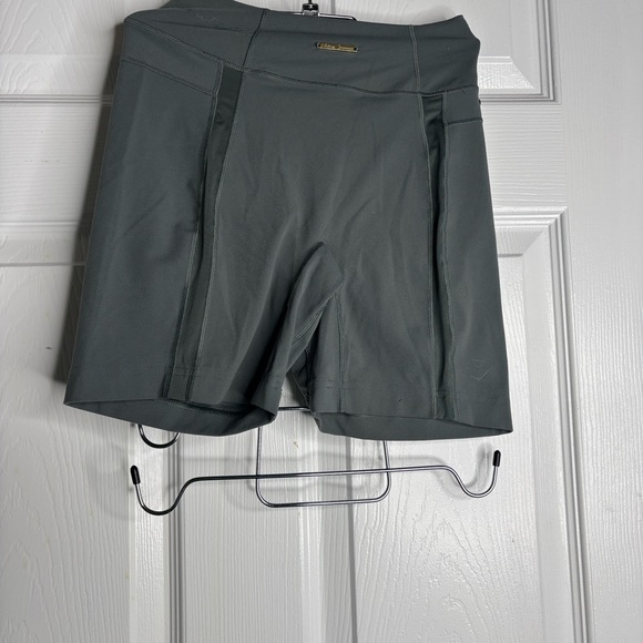 Pants - Gymshark Women's Whitney Simmons Biker Scrunch shorts